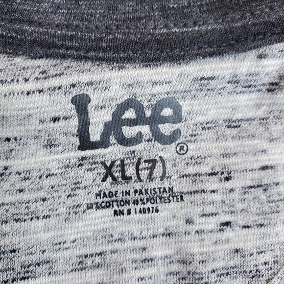 LEE SHORT SLEEVE BOYS T SHIRT SZ 7 (XL) - Picture 4 of 7